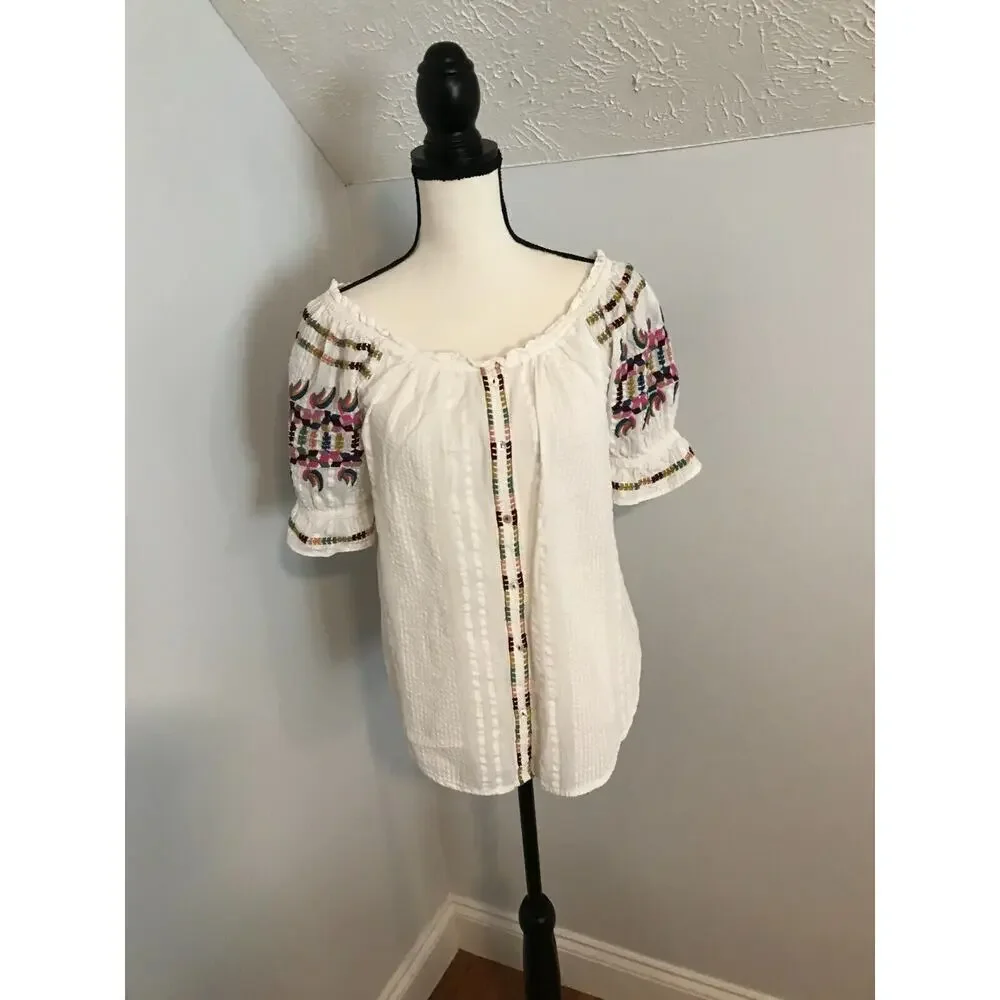 Anthropologie Akemi + Kin Pajaro Embroidered Peasant Blouse Size 2 White Boho
